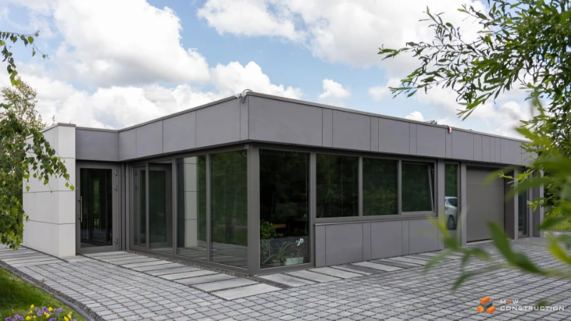 Modulare Container für Büro von M&W Construction entdecken